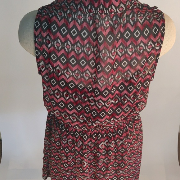 Geometric Pattern Dress - Picture 7 of 7